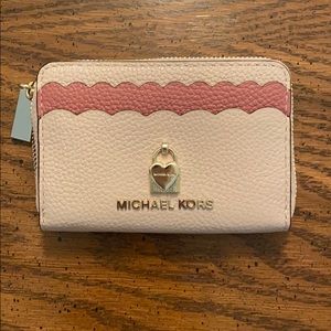 Micheal Kors wallet
